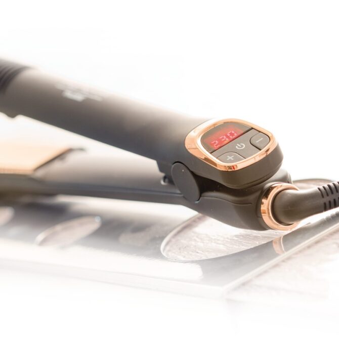 Dikson Manuela Professional Hair Straightener - Image 5